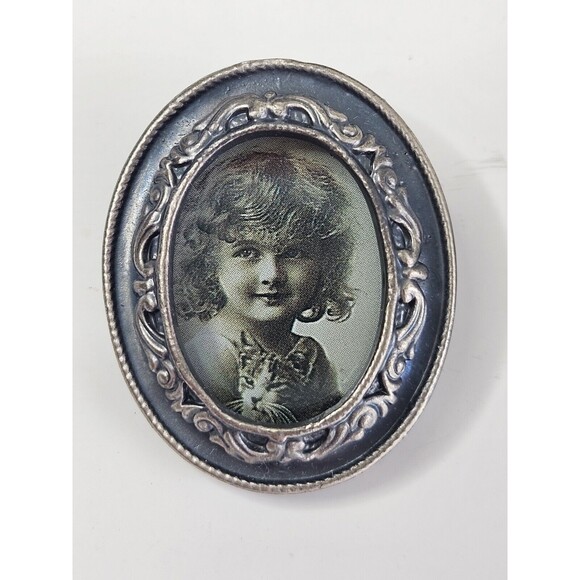 Victorian Style Small Picture Photo Frame Brooch Pin Silver Tone, Mourning Pins - Picture 3 of 7